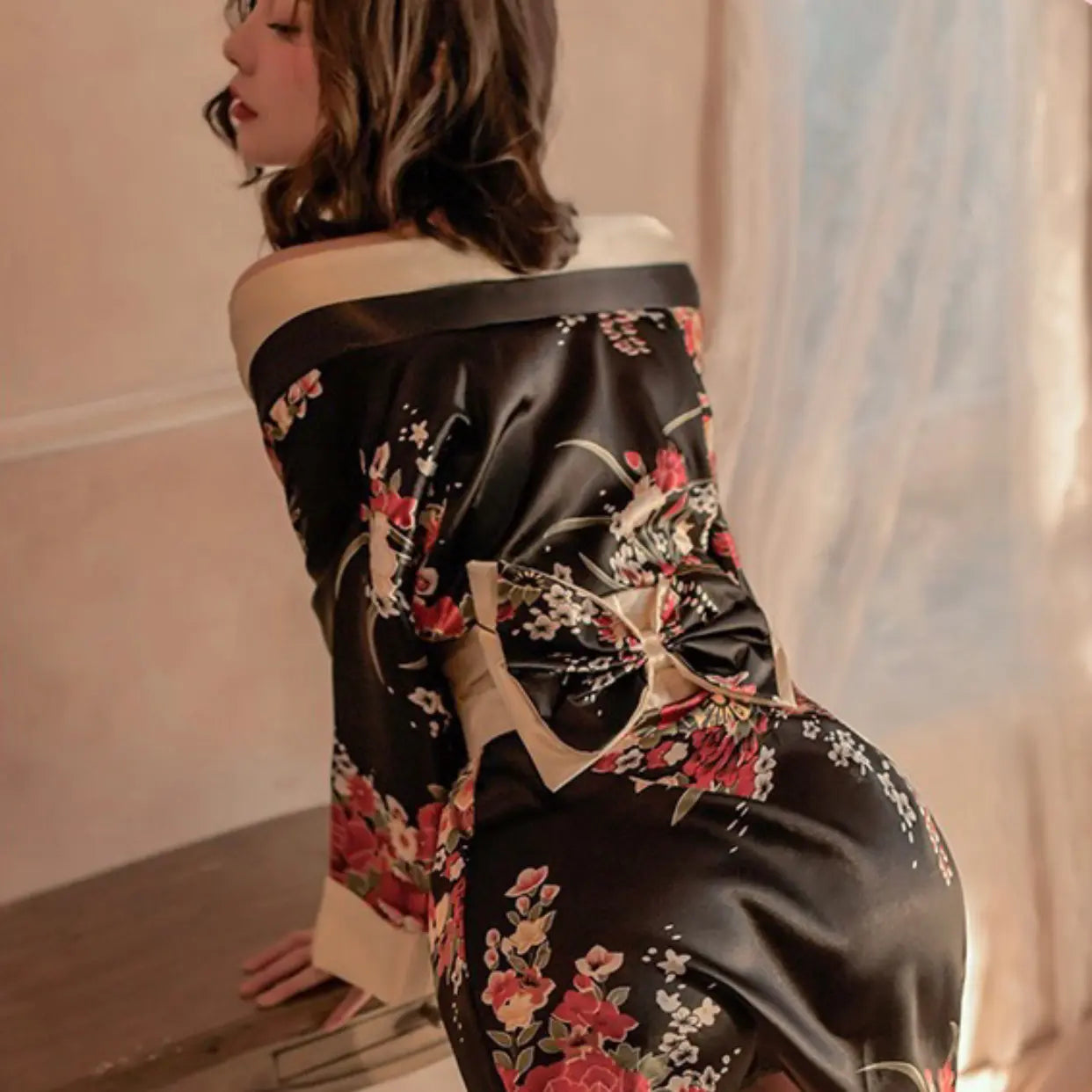 Japanese-style Printed Long Sleeve Kimono - Peach Passion